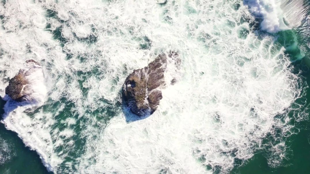 4K ocean relaxing video